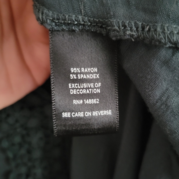 Torrid Women's Green Super Soft Crochet V-neck Babydoll Top Size M/L - Picture 3 of 6